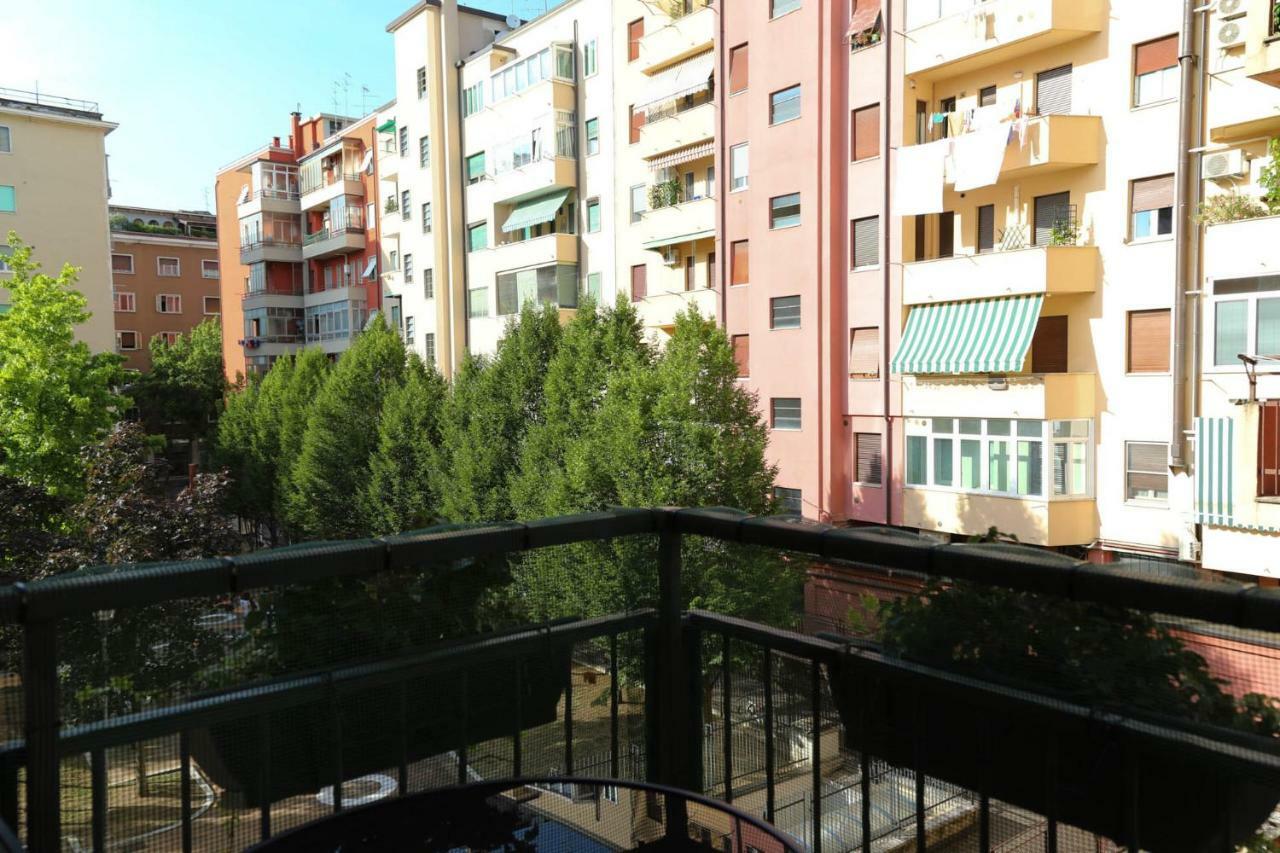 Appartamento Emmerosa, Centro Citta, Parcheggio Verona Exterior foto